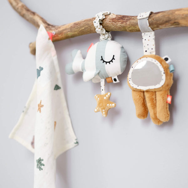 Done by deer -  To go activity set Sea friends Blue/Mu