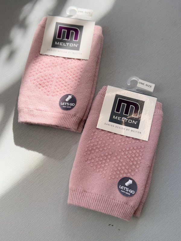 Melton knee pads